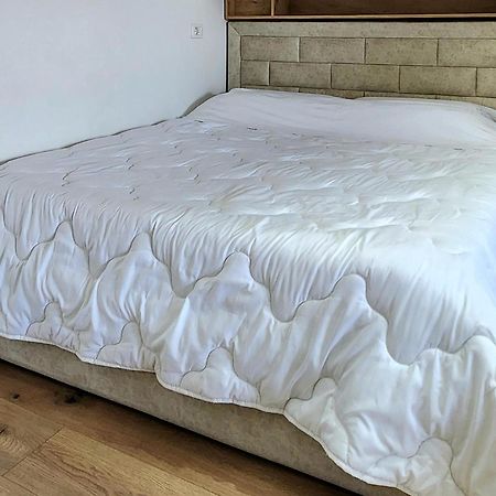 Avalona Apartment 1 Vlorë Екстериор снимка